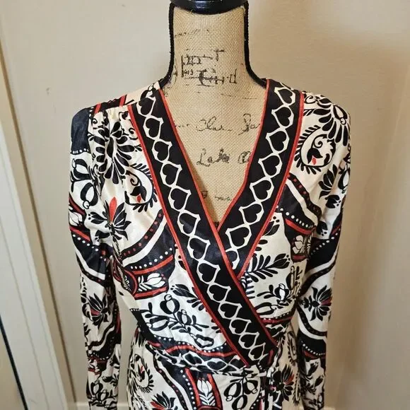 Farm Rio Scarf Wrap Mini Dress Size Small - Picture 3 of 11